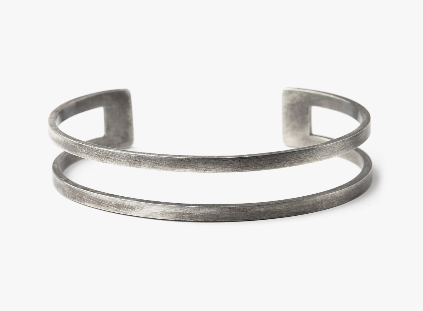 SOLID CUFF BRACELET 054