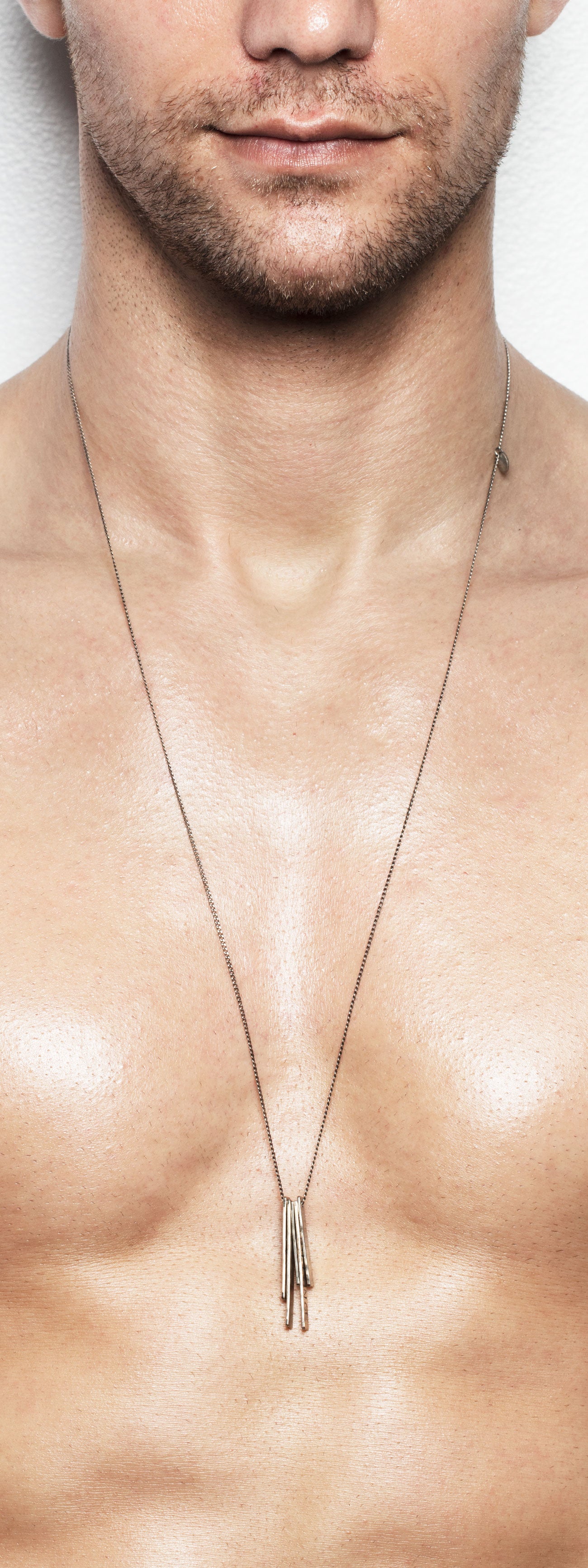 AMULET NECKLACE 051