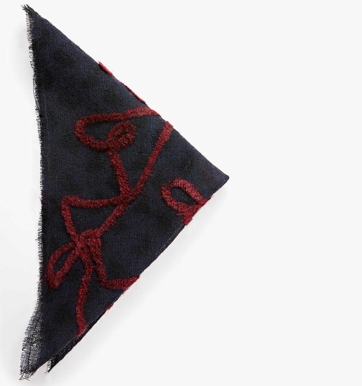 FELTED YARN POCKET SQUARE