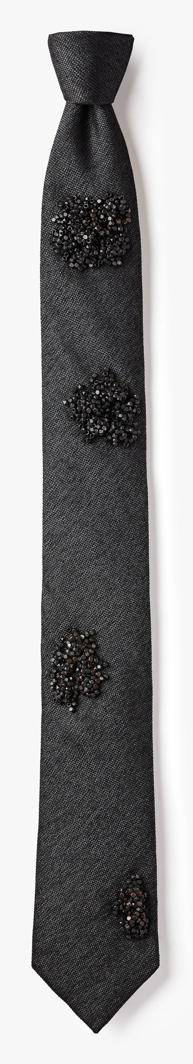 CLUSTER BEADED NECKTIE
