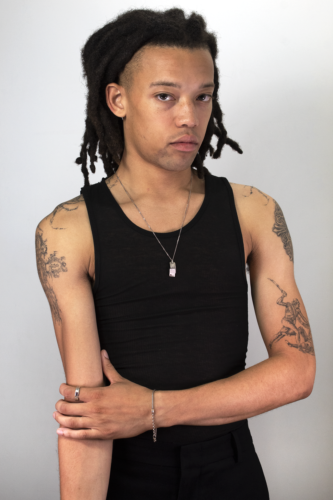 OVERLAP PENDANT W/ RUBY 267