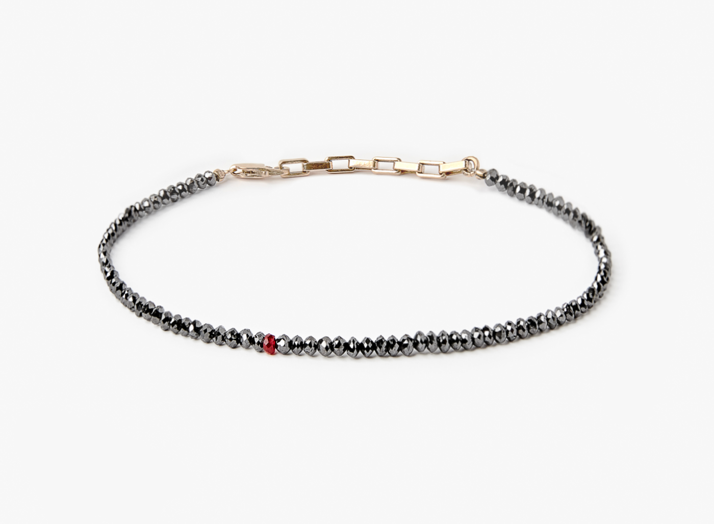 BEADED STONES BLACK DIAMOND BRACELET 313