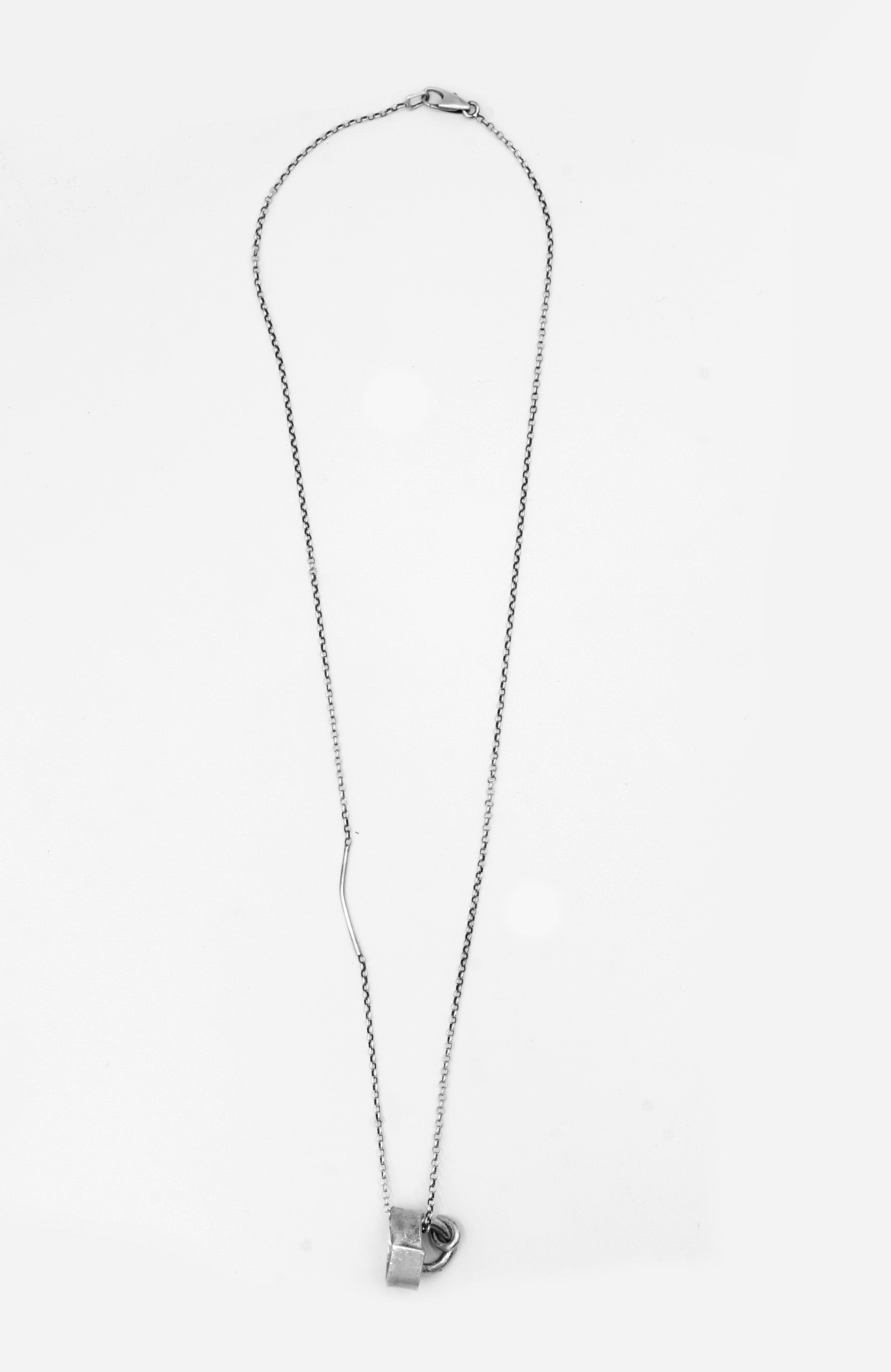 RANDOM RINGS NECKLACE 251