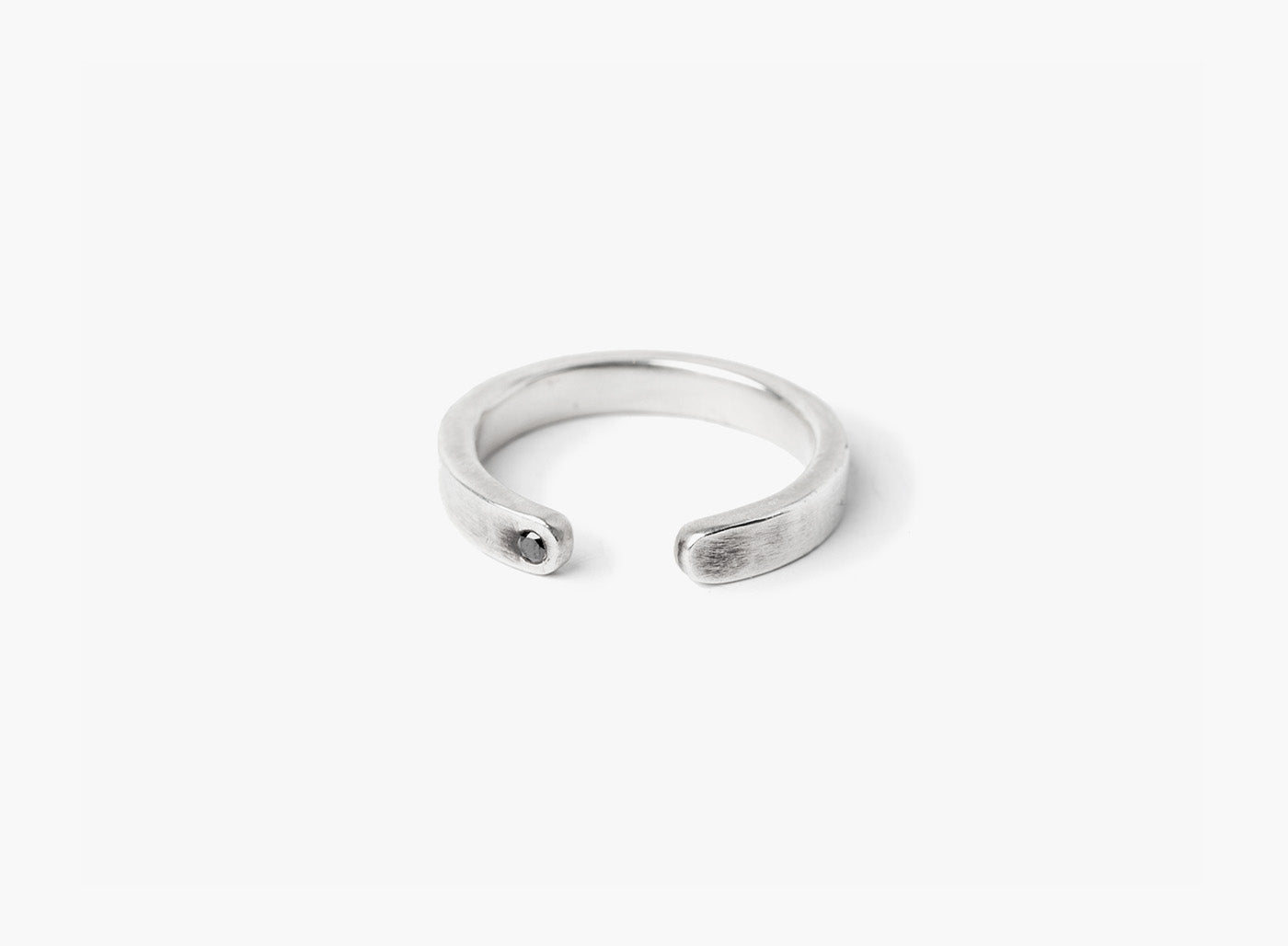 BLACK DIAMOND RING 020