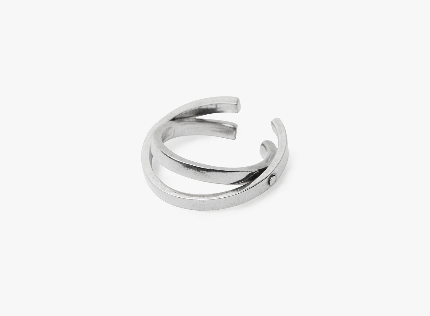 OPEN HINGED RING 032
