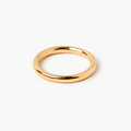 clean, modern & discreet, this dense 10 gauge 18k gold ring makes the perfect unity band