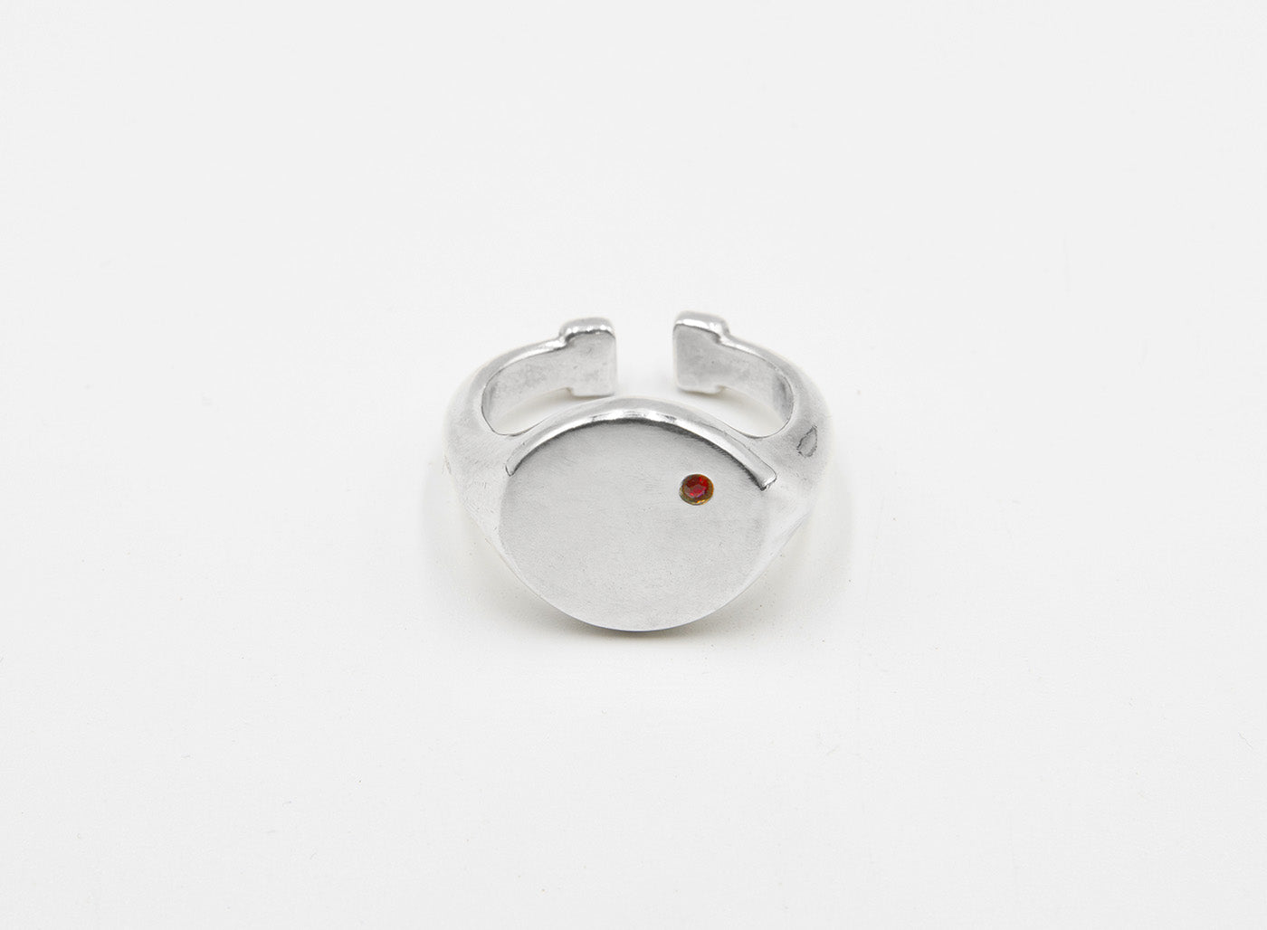 STERLING SIGNET / INSET RUBY RING 133