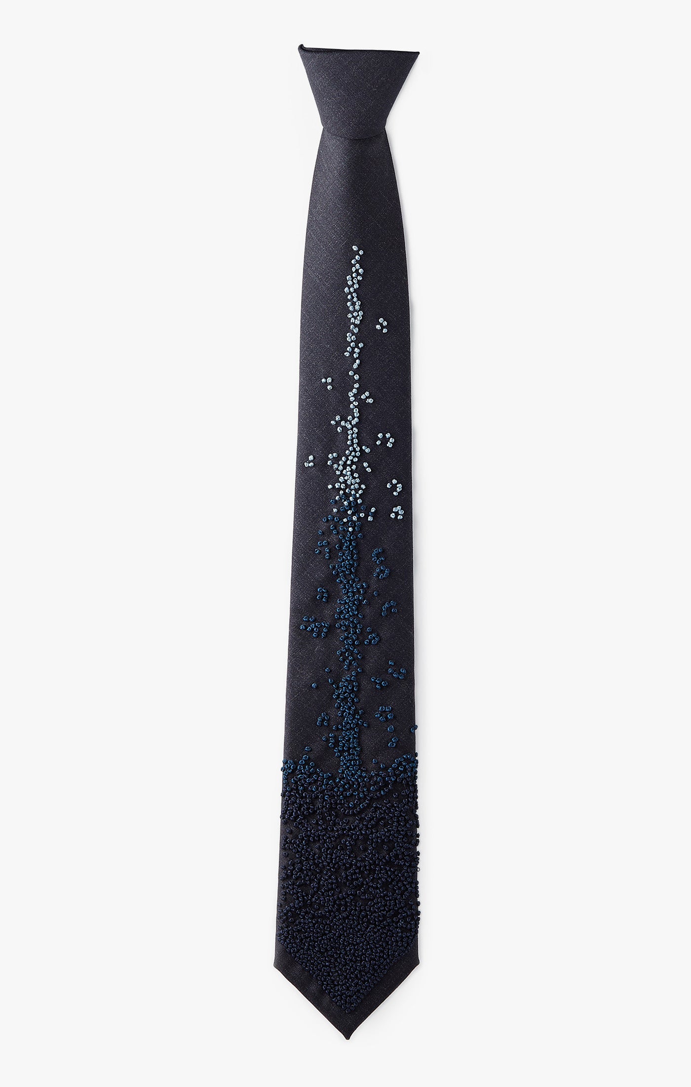 FRENCH KNOT TONGUE NECKTIE