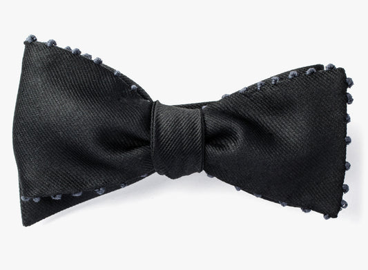 KNOTTED PIPING BOWTIE