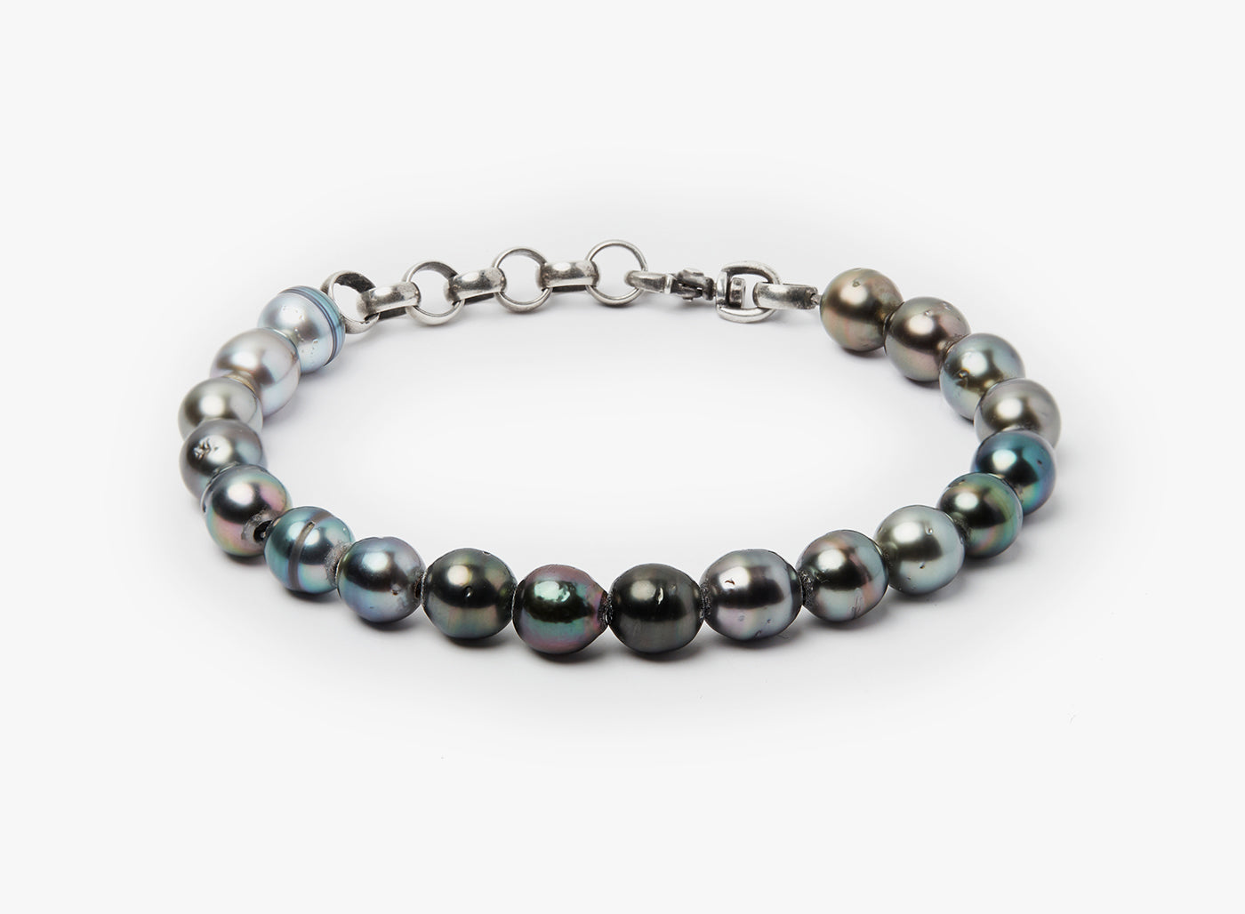 TAHITIAN PEARLS GEM STONE BRACELET 187: this adjustable bracelet features 7.5mm black tahitian pearls bracelet which sit on a sterling silver curb chain