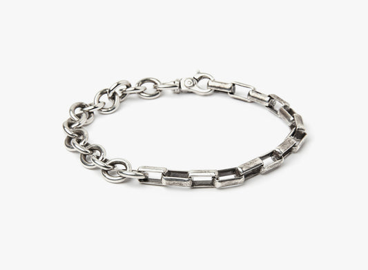 MIXED CHAIN BRACELET 280: this adjustable dual-link bracelet features a large round cable chain that is paired with a box chain